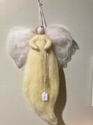 Engel in sprookjeswol zacht geel